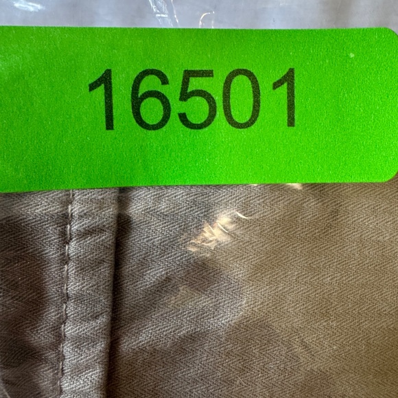 Cabelas Casuals Womens Cargo Capris Tan Size 14 Outdoor Hiking Utility Gorpcore - Picture 16 of 16